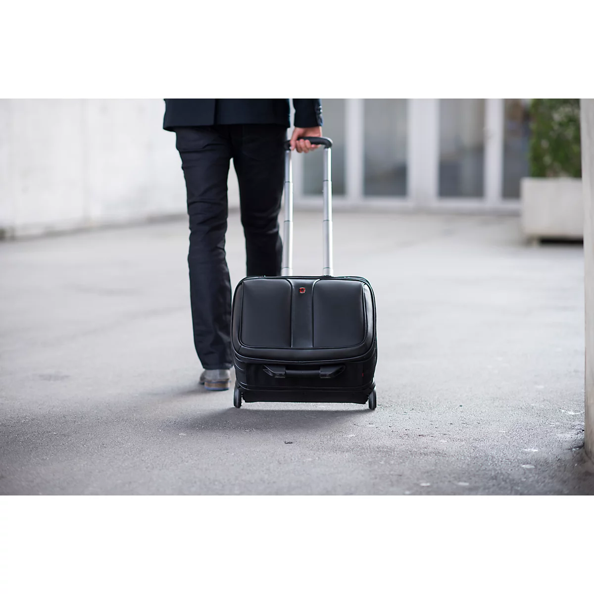 Wenger Patriot roltas, 25 l, voor laptops tot 15,6', laptopvak, organiser, trolleysluiting, l 310 x b 430 x h 410 mm, polyester, zwart