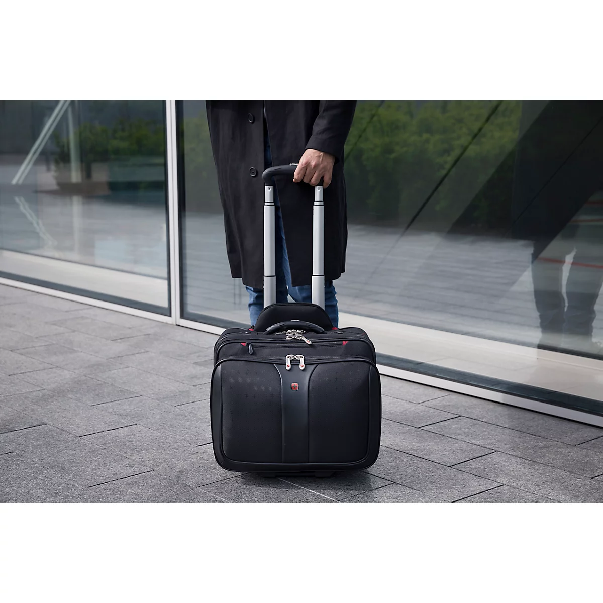 Wenger Patriot roltas, 25 l, voor laptops tot 15,6', laptopvak, organiser, trolleysluiting, l 310 x b 430 x h 410 mm, polyester, zwart