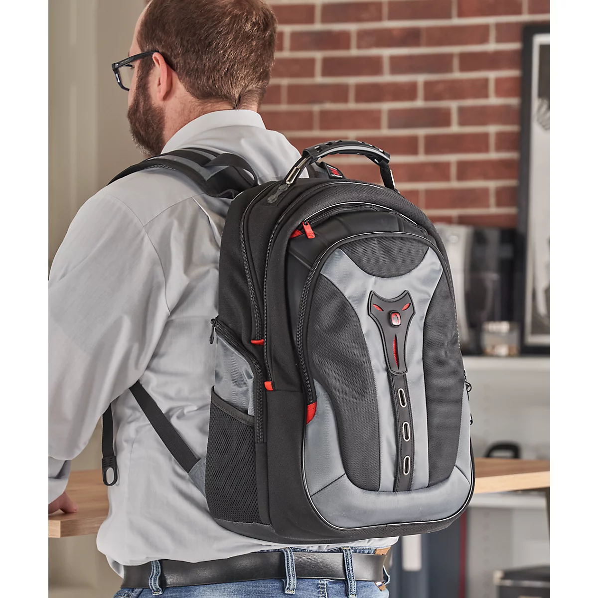 Wenger Pegasus Comfortable laptoprugzak, 23 l, voor laptops tot 17,3', laptopvak, l 230 x b 340 x h 470 mm, polyester, nylon, grijs/zwart