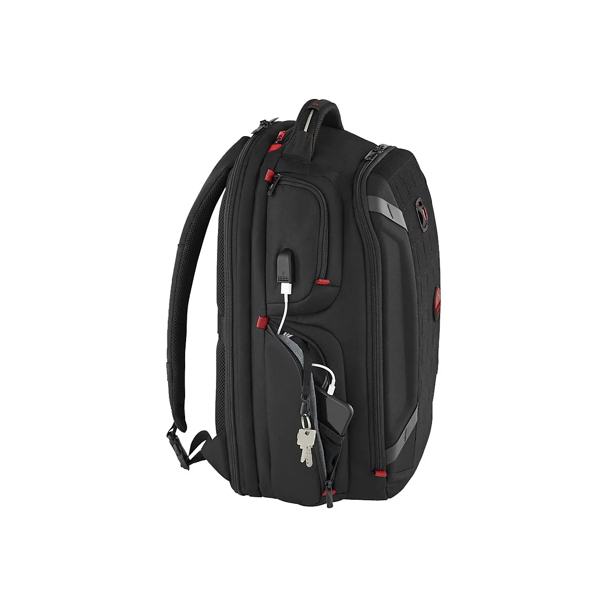 Schwarzer Rucksack in Seitenansicht. Rote Reißverschlüsse und USB-Ladekabel.