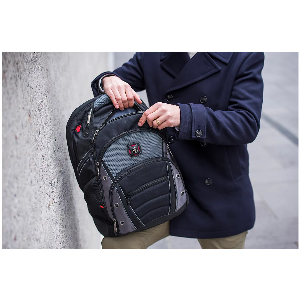Wenger Synergy sac à dos pour ordinateur portable, ordinateurs portables jusqu'à 16', compartiment pour ordinateur portable et tablette, organiseur, étui rapide, L 260 x l 360 x H 460 mm, 26 l, polyester, noir/gris