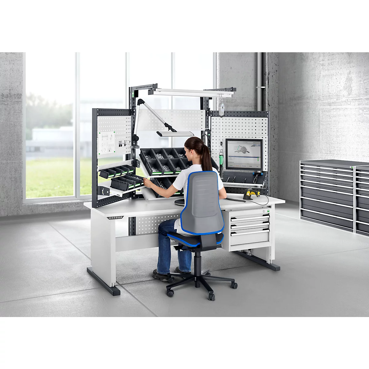 Werkstoel bimos NEON, permanent contact, basismodel zonder bekleding, met wielen, flexband blauw