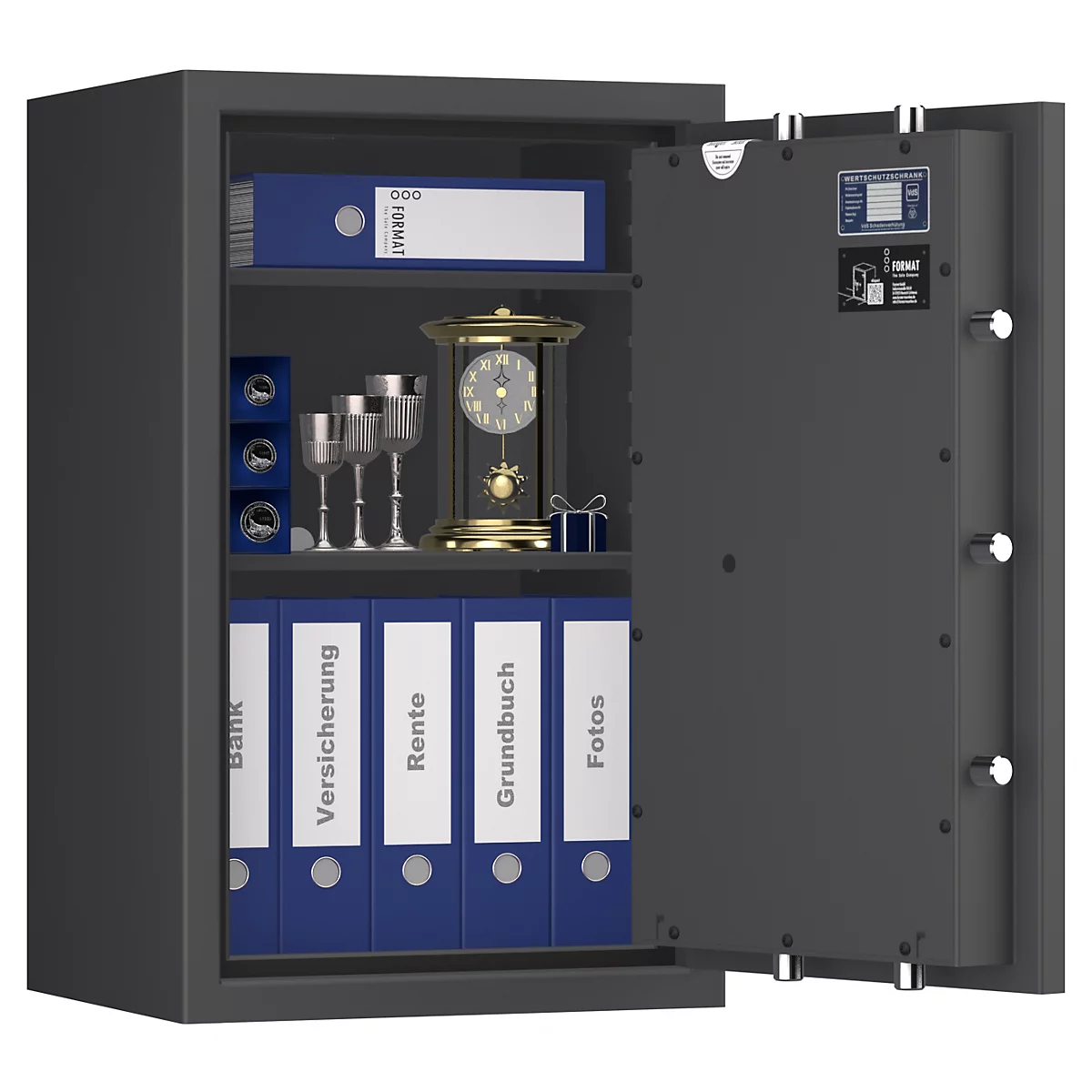 Grauer Tresor mit offener Tür. Innen: Ordner, Gläser, Uhr, blaue Aktenordner mit Beschriftung.