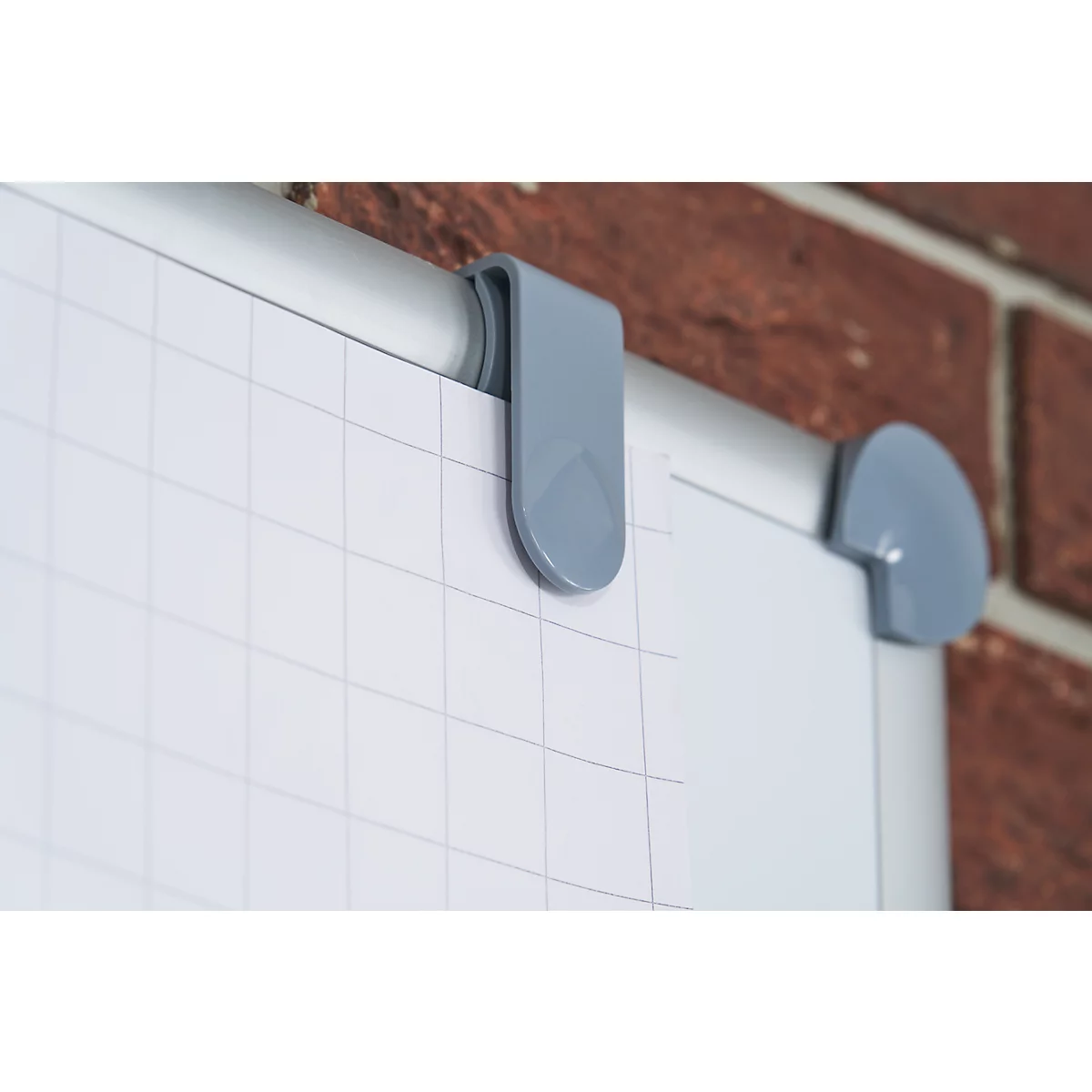 Whiteboard 2000 MAULpro, 900 x 1200 mm, gelakt oppervlak, set II