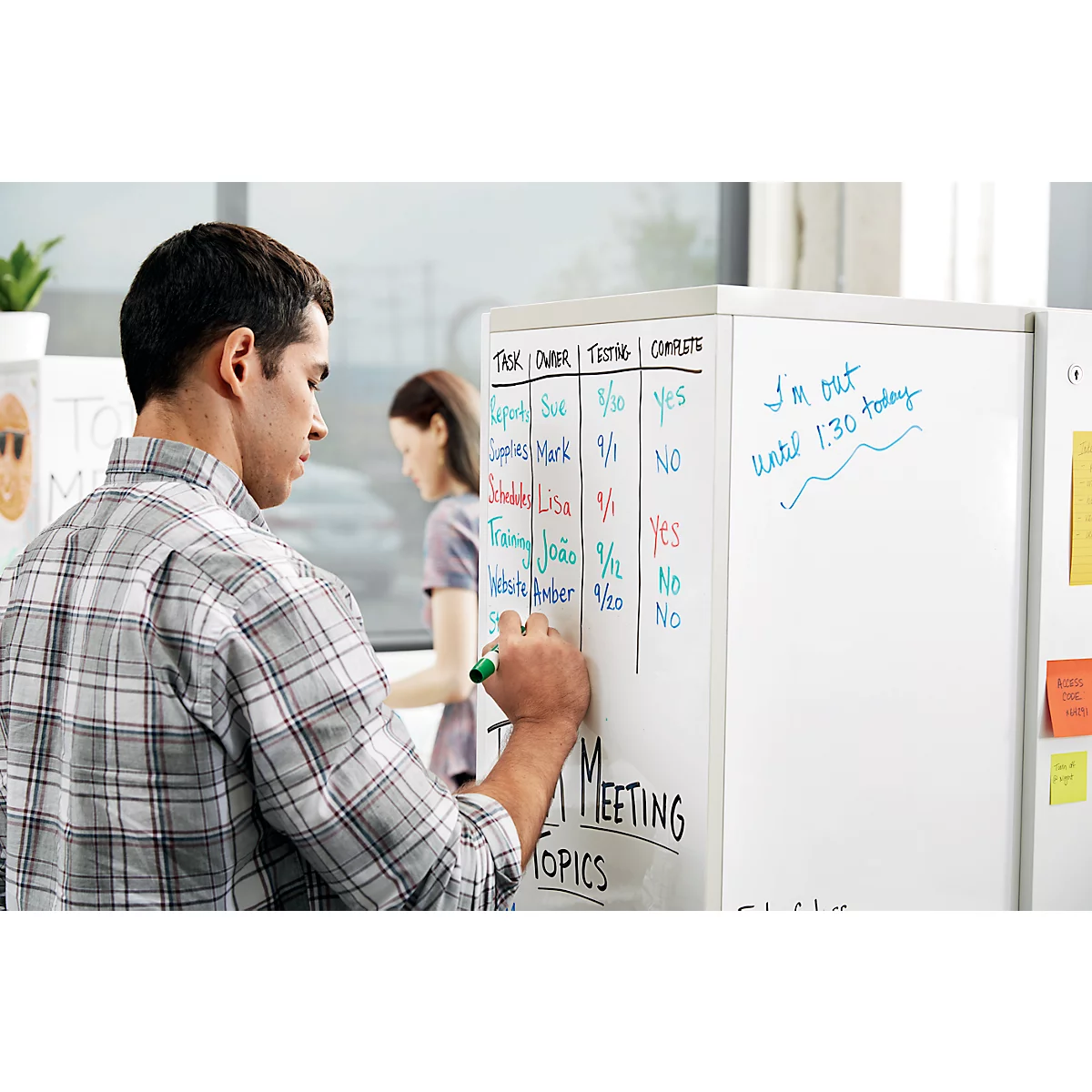 Whiteboardfolie Post-it® Flex Write Surface, zelfklevend, beschrijfbaar, microvezeldoek &amp; sprayflacon, 1 vel op rol, B 1220 x H 2240 mm, wit