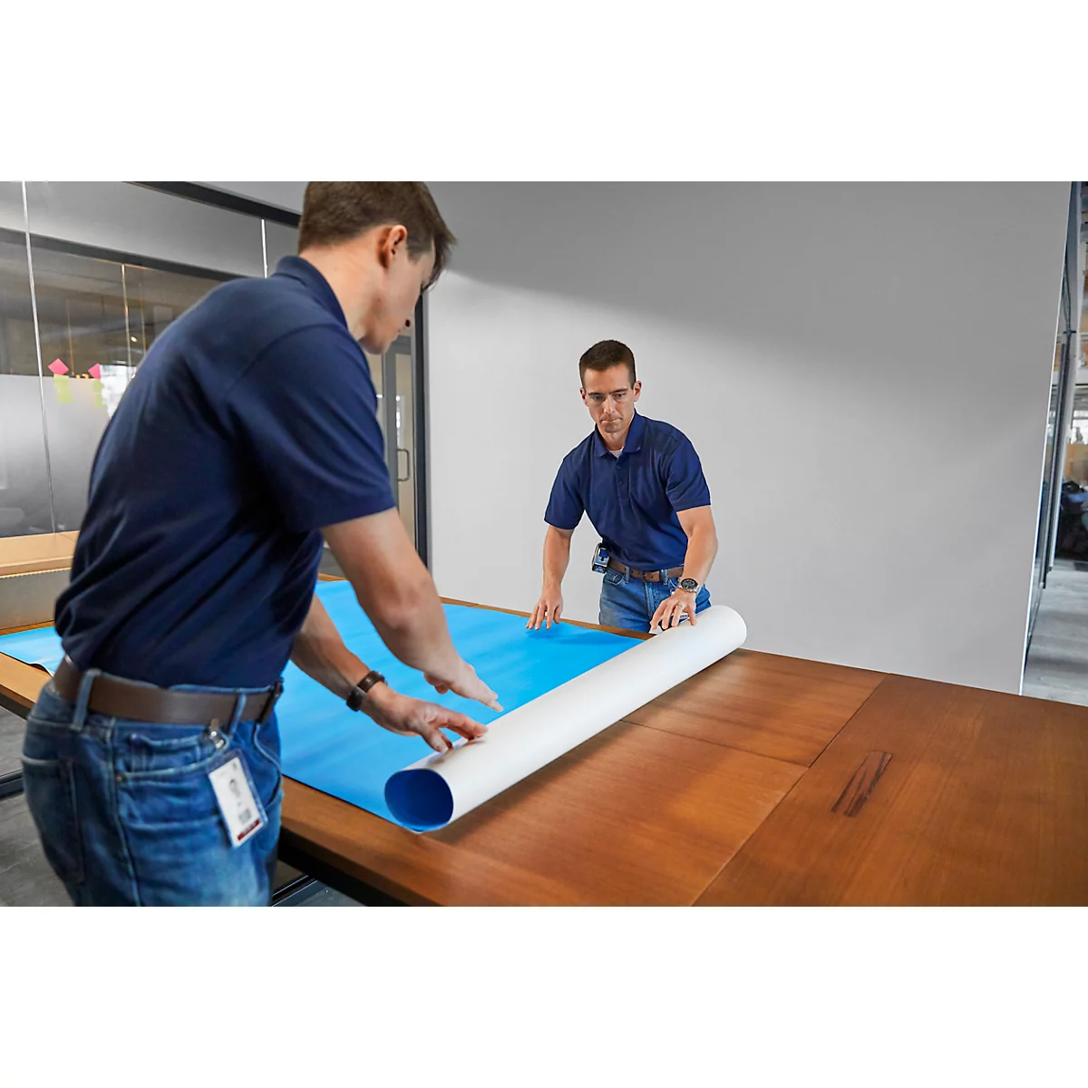 Whiteboardfolie Post-it® Flex Write Surface, zelfklevend, beschrijfbaar, microvezeldoek &amp; sprayflacon, 1 vel op rol, B 1220 x H 2240 mm, wit
