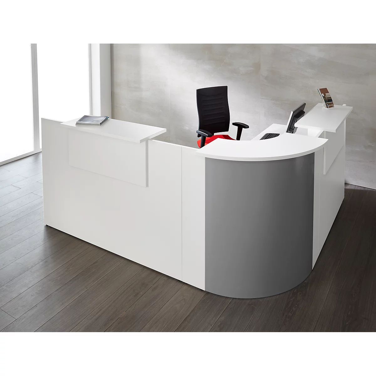 Winkeltheke Come-In, rund, L 2125 x B 2525 mm, weiss, 3 Ablagen in Weiss, Eckelement alusilber 