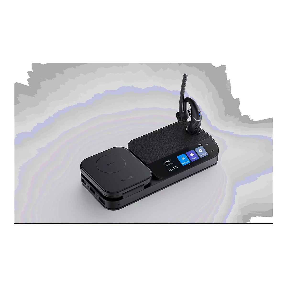 Schwarzes Headset und Basisstation mit kabelloser Ladefunktion und Bildschirm. Auf dem Bildschirm werden Icons und Uhrzeit angezeigt.
