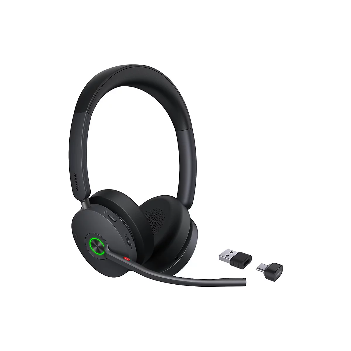 Dunkelgraues Headset mit Mikrofon und USB-Adaptern auf weißem Hintergrund. Ein Knopf leuchtet grün.