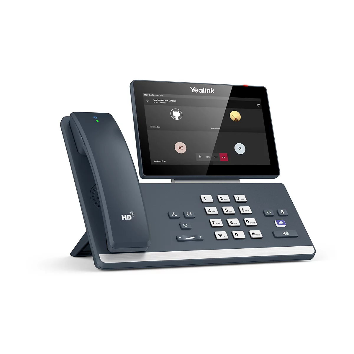 Ein dunkelblaues Yealink-Telefon mit Touchscreen-Display. Auf dem Bildschirm werden Videokonferenzteilnehmer angezeigt. Auf dem Telefon befinden sich eine Tastatur, Lautsprecher und eine Hörmuschel.