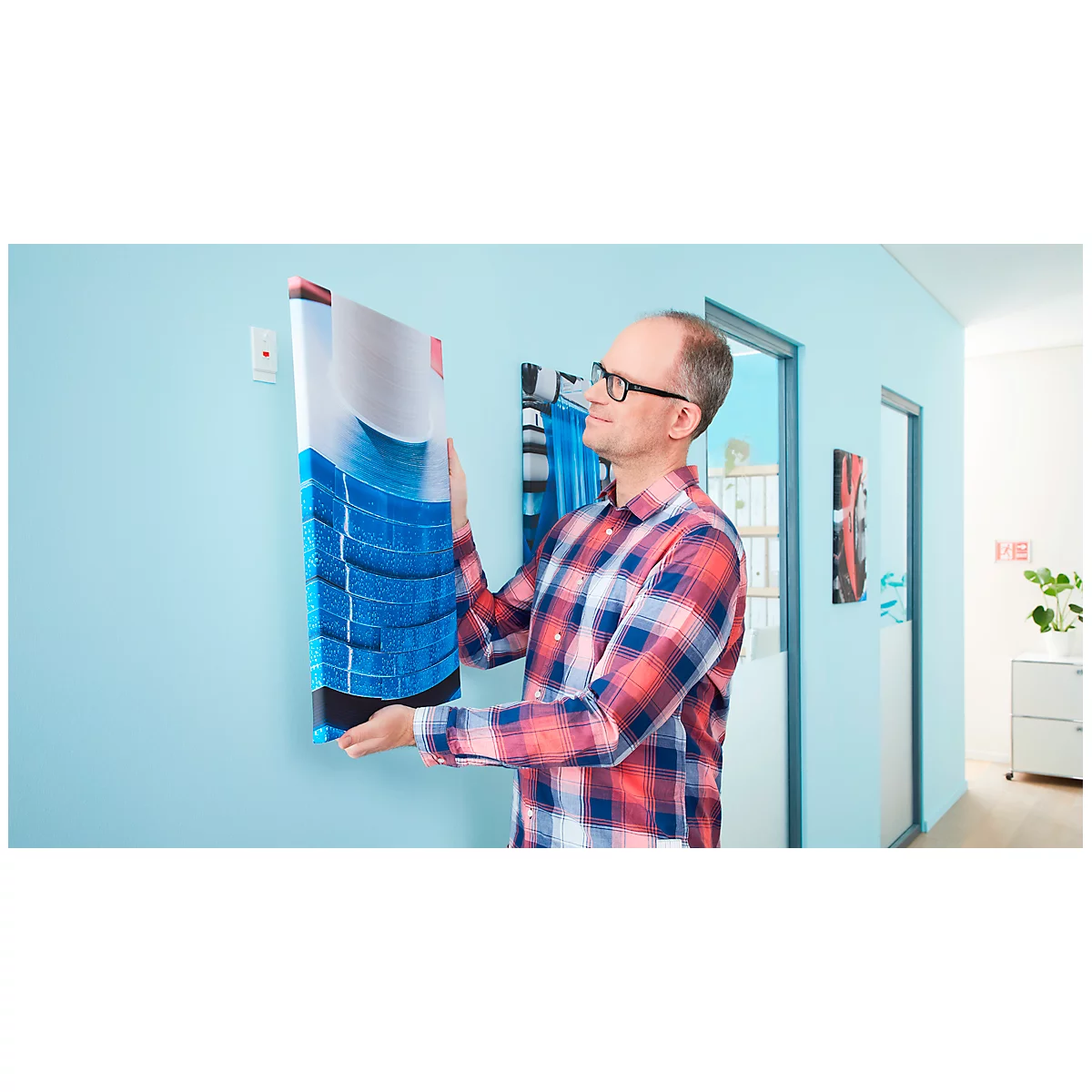 Zelfklevende spijker tesa®, voor behang &amp; pleister, kleefkracht tot 2 kg, in hoogte verstelbaar, afneembaar, 2 stuks