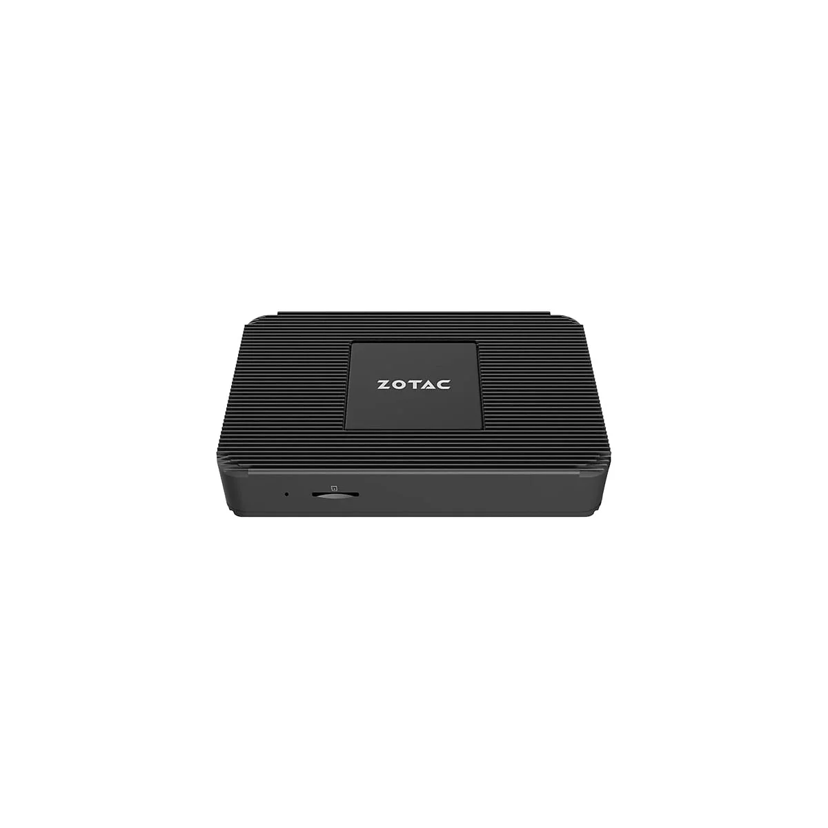 Schwarzer ZOTAC Mini-PC, geriffelte Oberfläche. SD-Karten Slot rechts. ZOTAC Logo mittig.