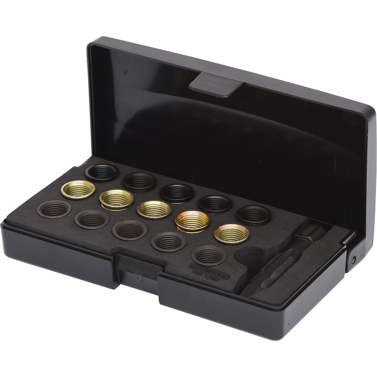 Schwarze Werkzeugkiste mit geöffnetem Deckel. Darin liegen mehrere Schraubbuchsen mit verschiedenen Farben. Ein Schraubenzieher ist ebenfalls zu sehen.